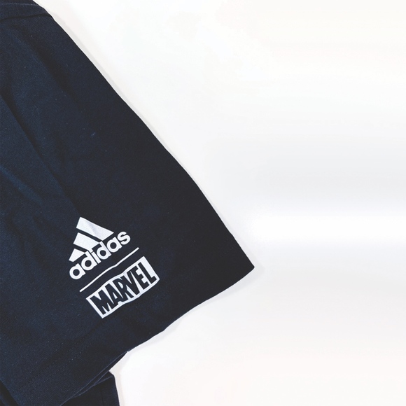 Adidas Marvel Black Panther Dame T-shirt Size S - Picture 3 of 6